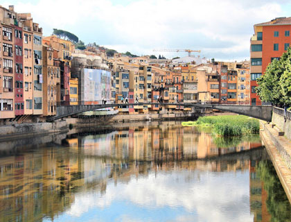 Barcelona to Girona & Figueres - With Dali Museum 
