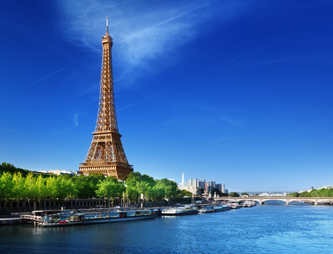 Eiffel Tower Dinner & Seine Cruise